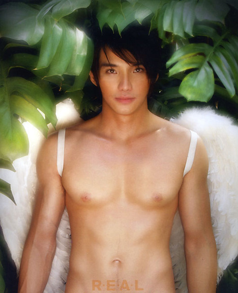 [shirtless-boy-angel1.jpg]