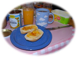 [sonntagsfrühstück+mit+bitterer+orangen+marmelade.jpg]