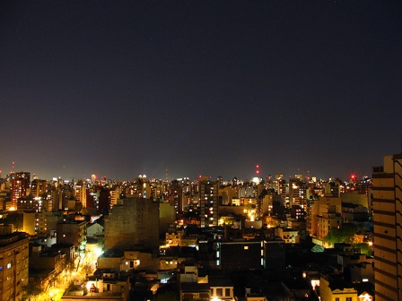 [san-cristobal-in-buenos-aires-by-night.jpg]