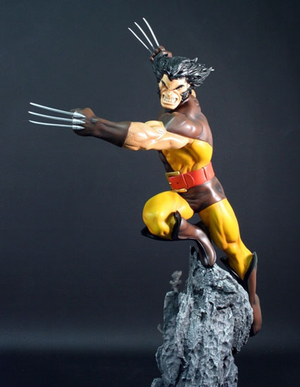 [Wolverine+Maquette.jpg]