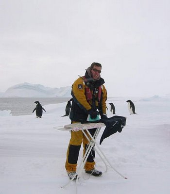[extreme_ironing_competition_59-716623.jpg]