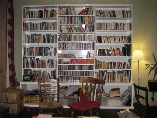 [Bookshelves+006.jpg]