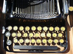 [typewriter3.jpg]