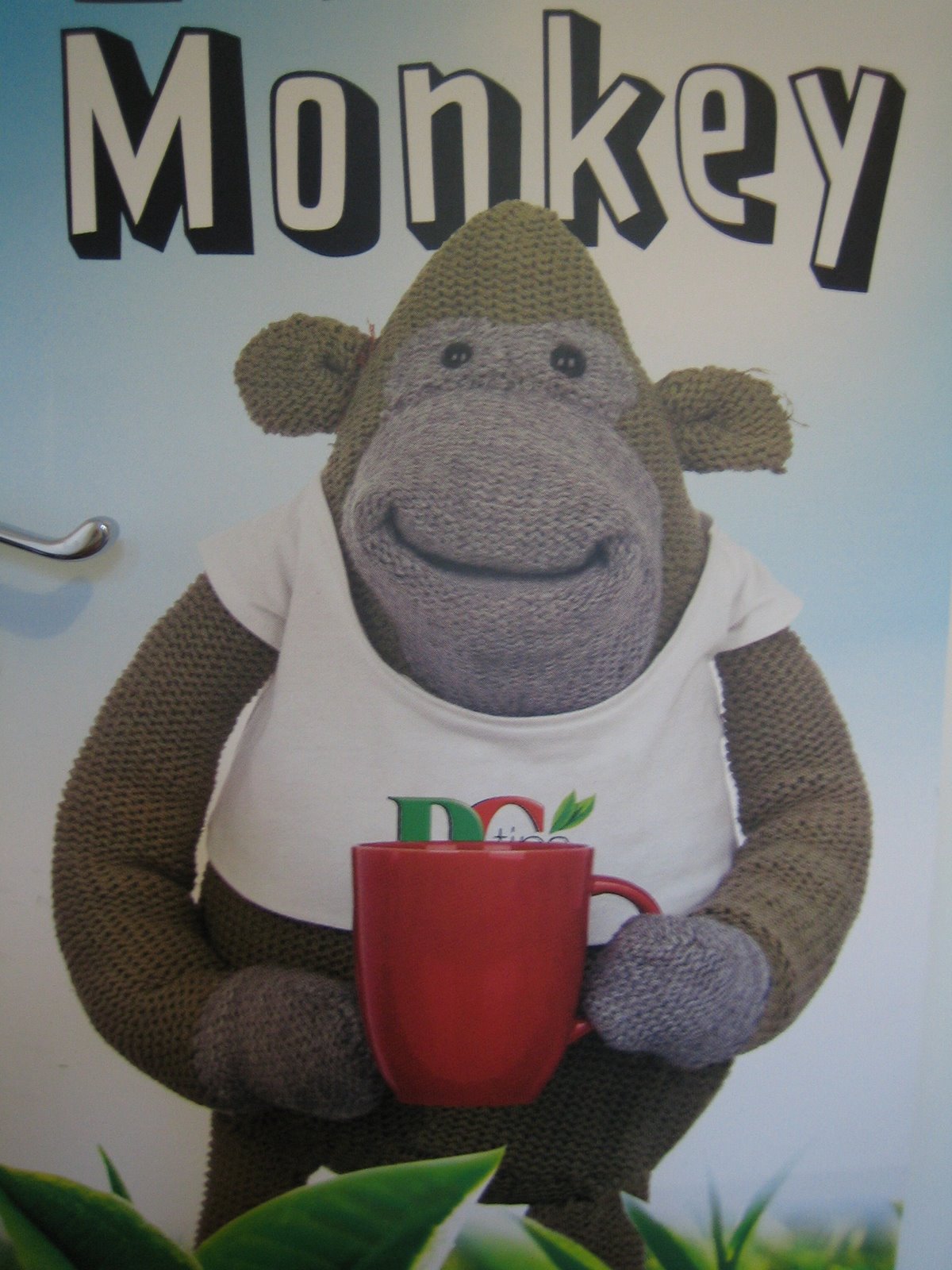 [monkey+mug_20071005_001.JPG]