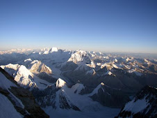 Mt. Everest - Morning View