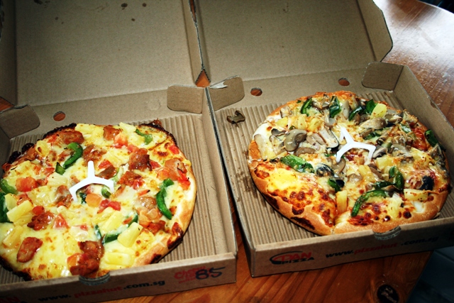 [pizza+2IMG_4617.JPG]