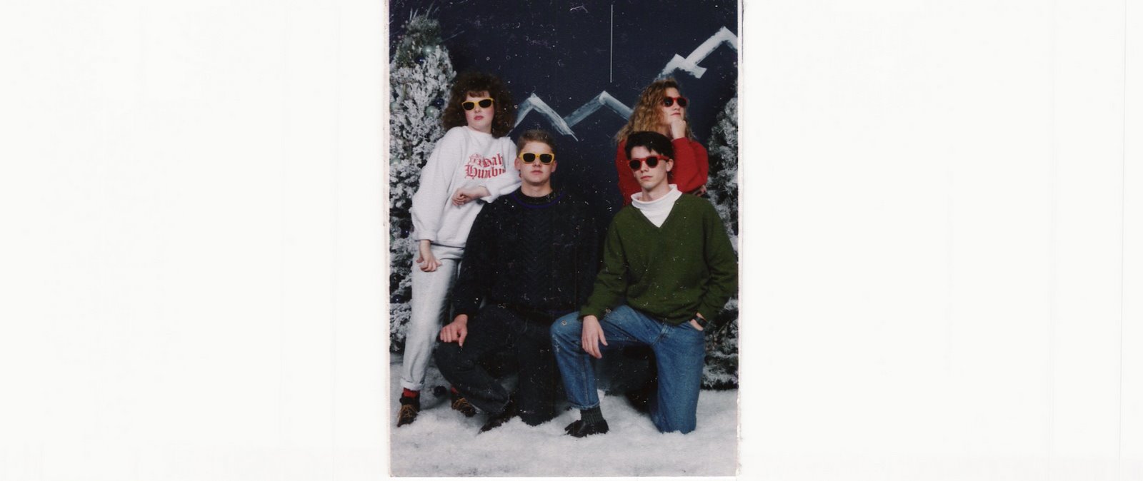 [Christmas+with+Jeron,+Mike,+Melinda.jpg]