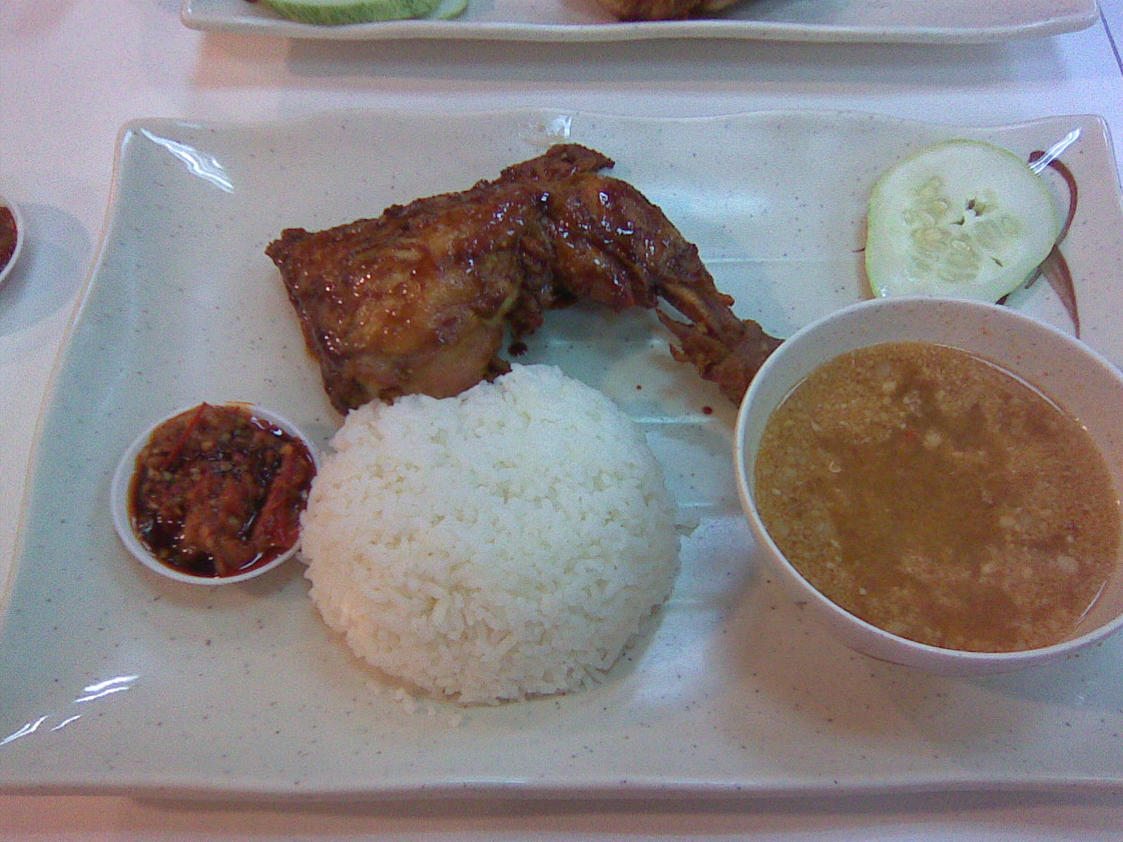 [esteler+77+-+fried+chicken+rice+set.jpg]