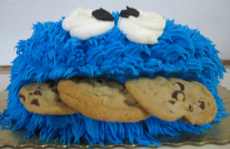 [cookie+mouth+view+cake.JPG]