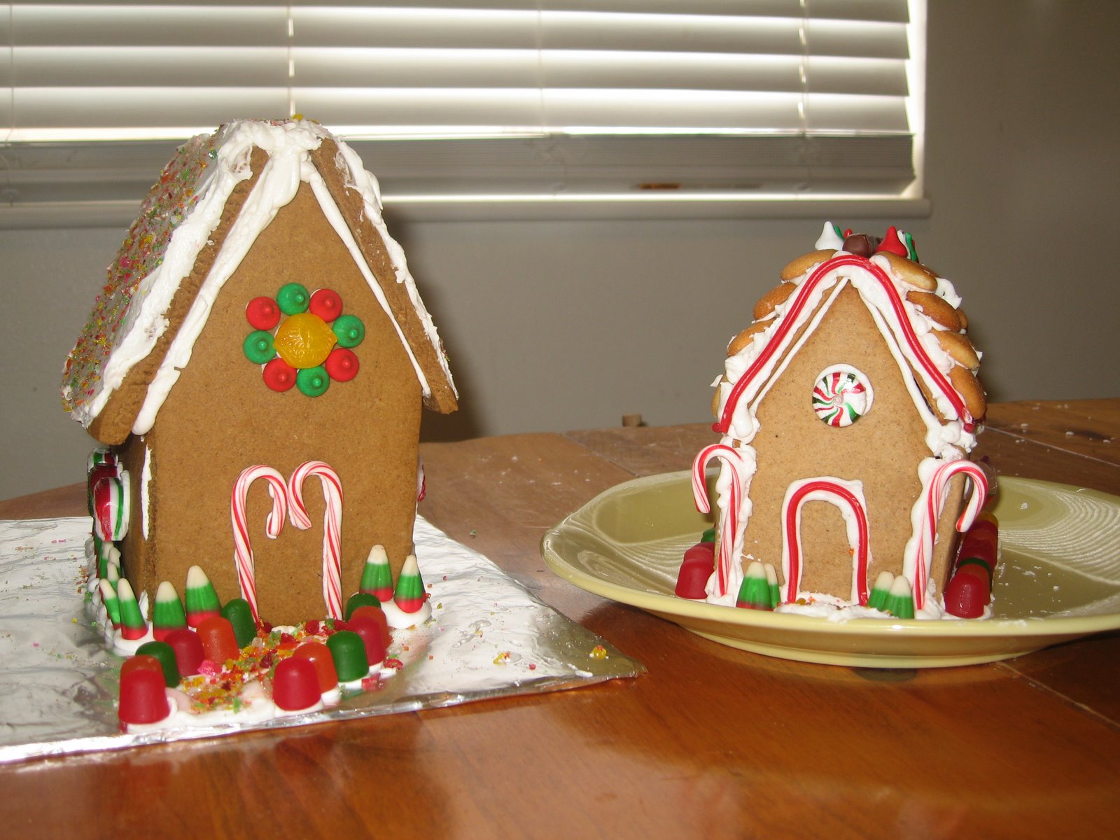 [gingerbread+house+party+024.jpg]