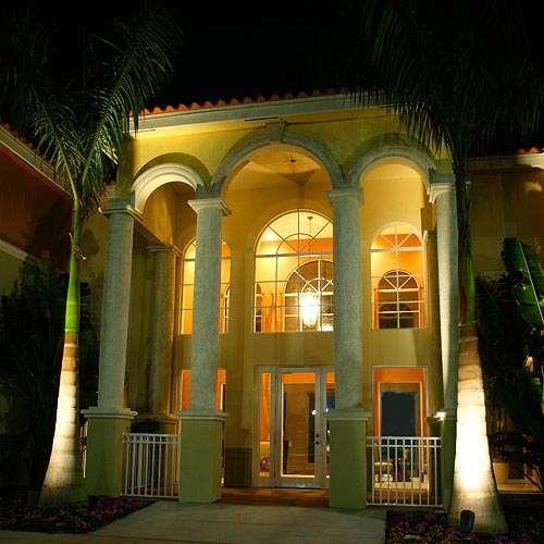 [Clubhouse+Entrance+at+Night.jpg]