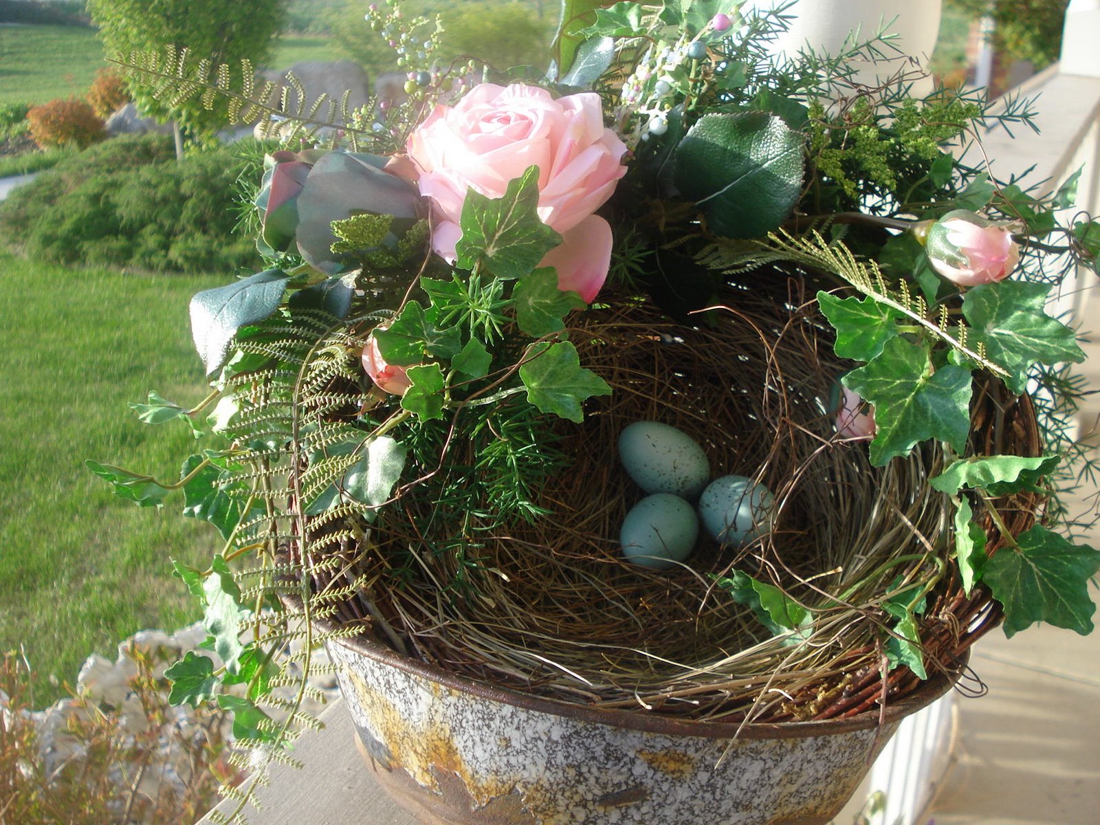 [bird+nest+floral.JPG]