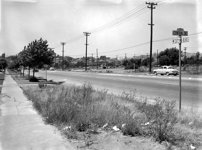 [3488_11 - Cutting Blvd and Central Dr, 1954_web.jpg]