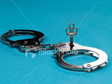 [ist2_3126208-key-to-cuffs.jpg]