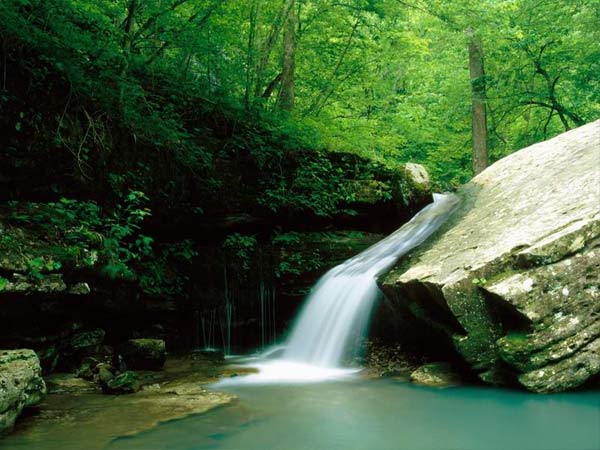 [Breathtaking_Waterfalls_12.jpg]
