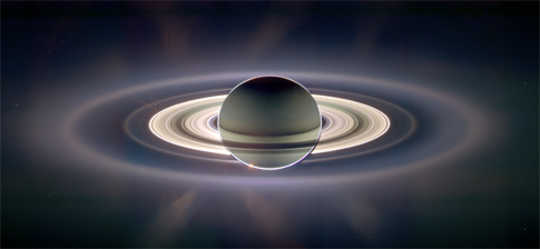 [Cassini+-+Saturn+backlit+by+the+Sun.jpg]