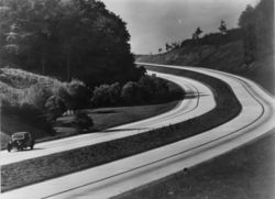 [German_Autobahn_1936_1939.jpg]