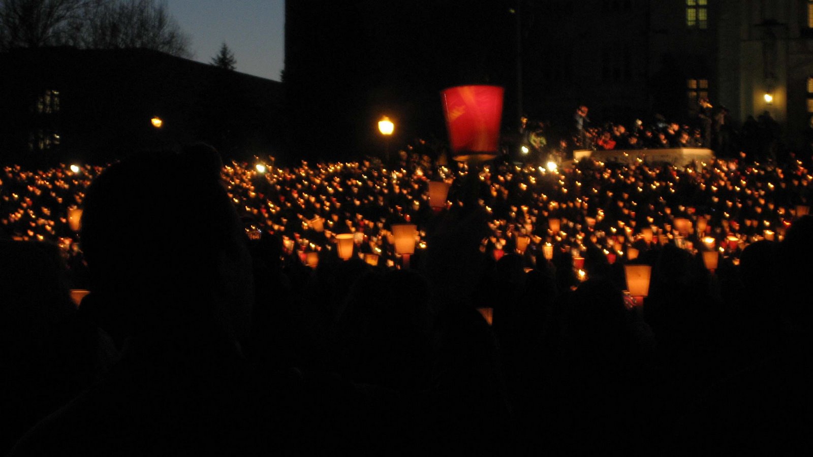[candlelight+vigil+003.jpg]