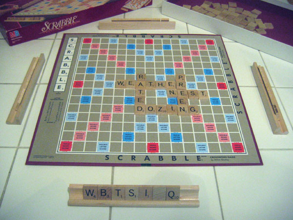 [20050624021520!Scrabble_board_in_play.jpg]