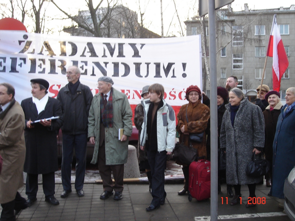 Pikieta pod Sejmem 11.01.2008