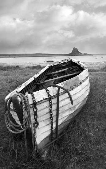 [Lindisfarne+Boat.jpg]