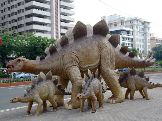 [Life-Size_Realistic_Dinosaurs.jpg]