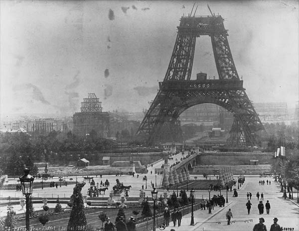 [BLOG+Tour_Eiffel_July_1888.jpg]