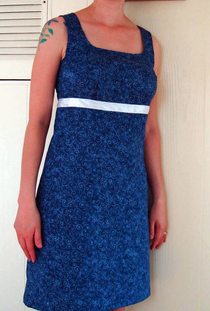 [blue+dress+1.jpg]