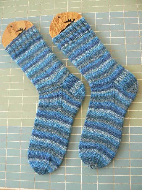 [11+Stripe+socks+done.jpg]