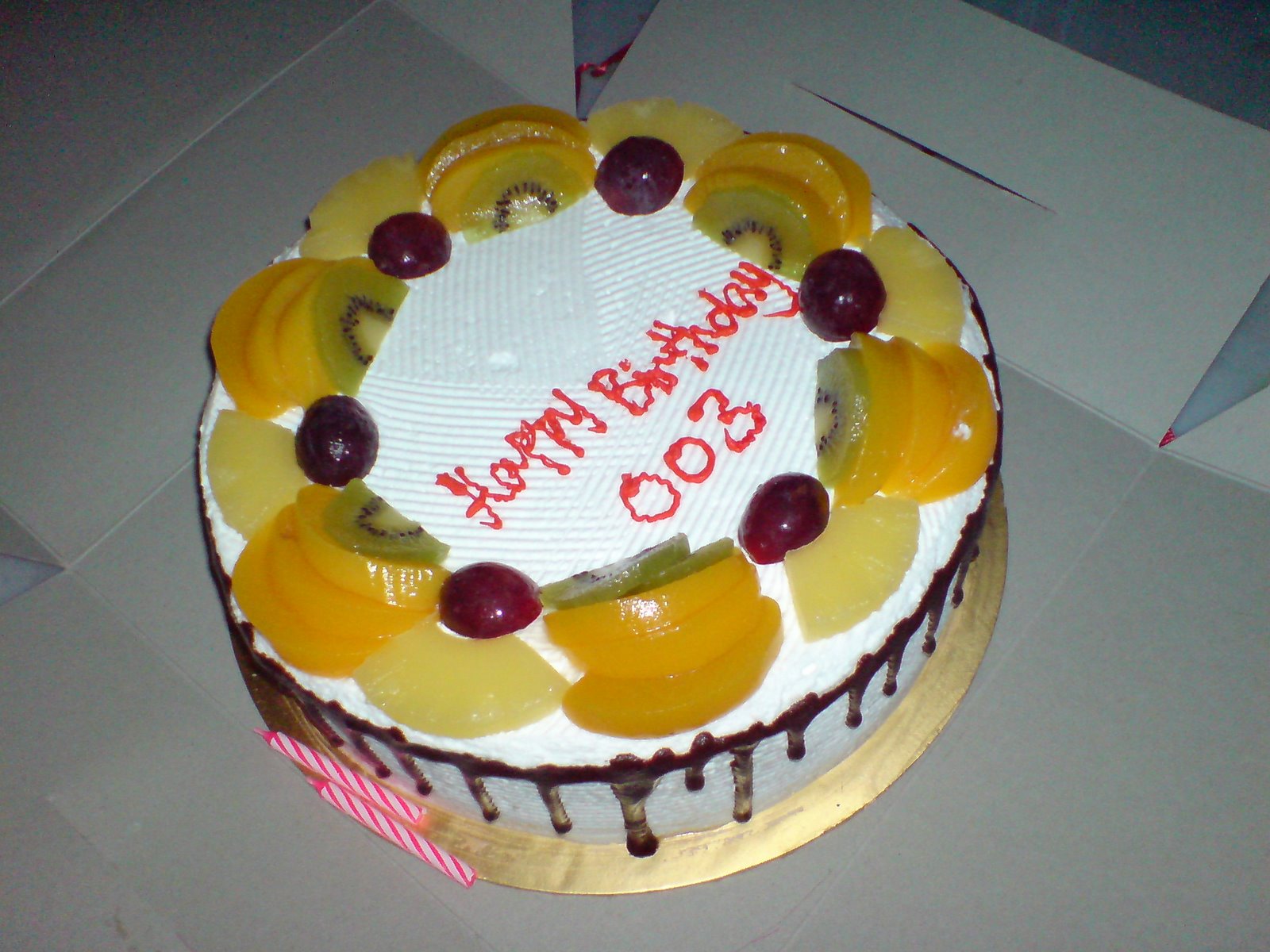 [003+cake.JPG]