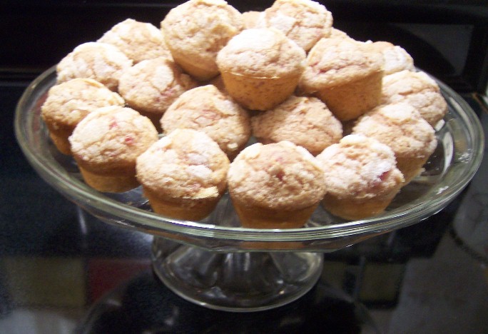 [strawberry+muffins.JPG]