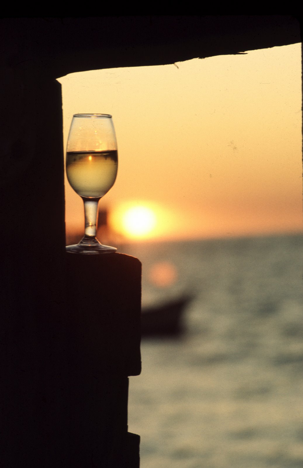 [Andalucia+Sanlucar+Sunset+in+a+Glass.JPG]