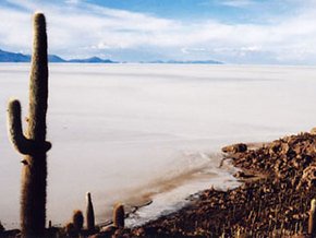 [Salar+de+Uyuni,+Bolivia.jpg]