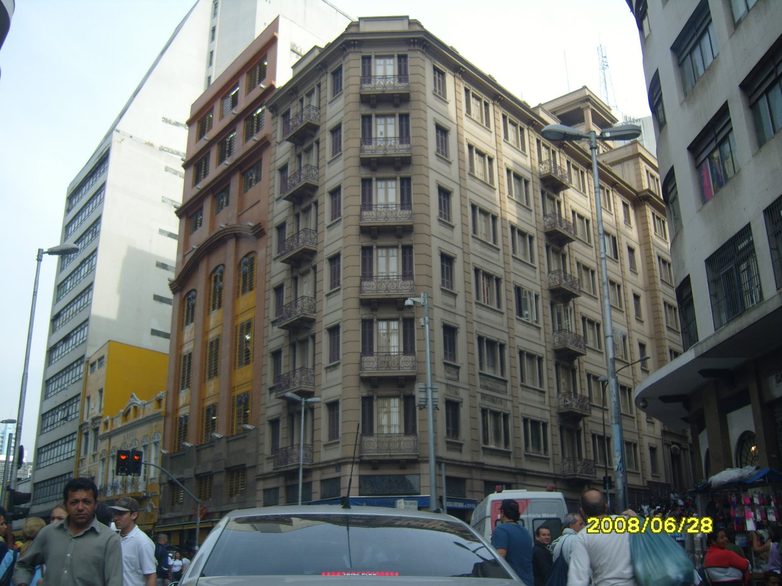 [Prédio+com+fachada+antiga+localizado++na+Rua+25+de+Março-+Centro++São+PAulo+SP.jpg]