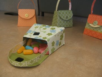 [b-day+candy+purse.jpg]
