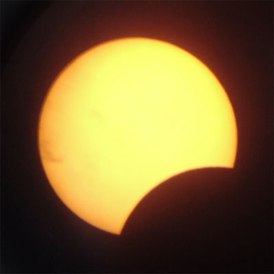 [solar_eclipse_march_19_2007_sachin_pilankar.jpg]
