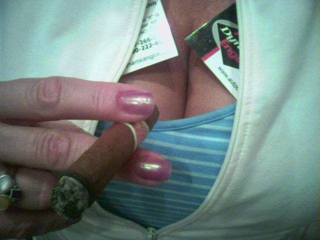 [cigar+cleavage.jpg]