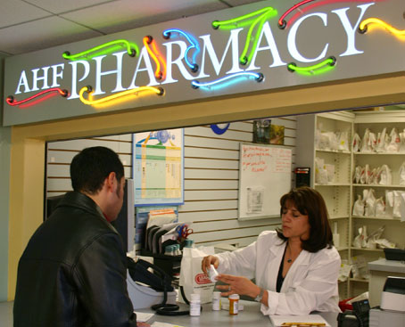 [pharmacy4.jpg]