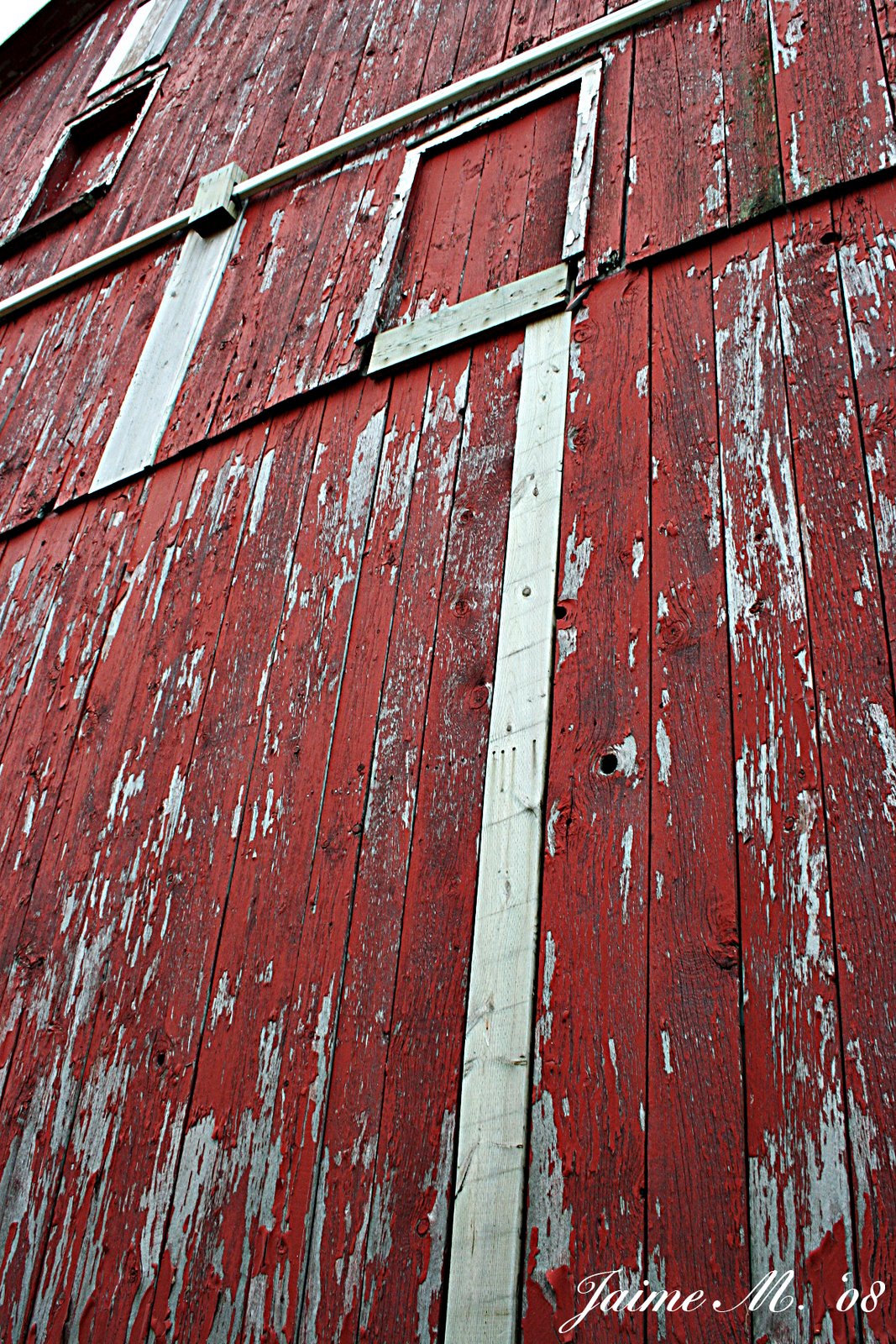 [red+barn+side+with+sig.jpg]