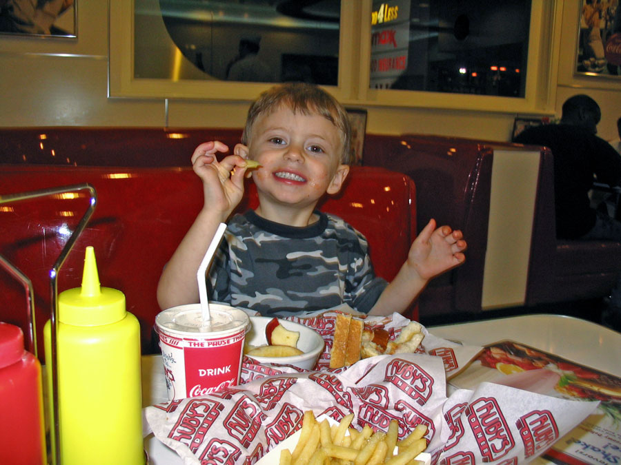 [caiden-and-his-fry.jpg]