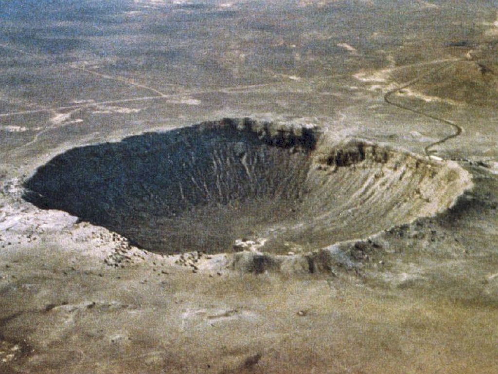 [crater.jpg]
