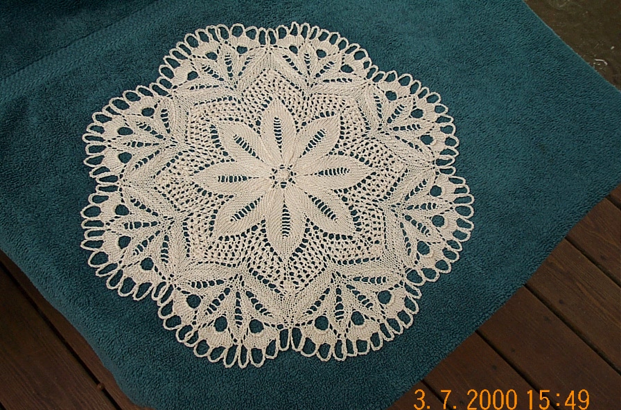 [knit+7-10-04+073.jpg]
