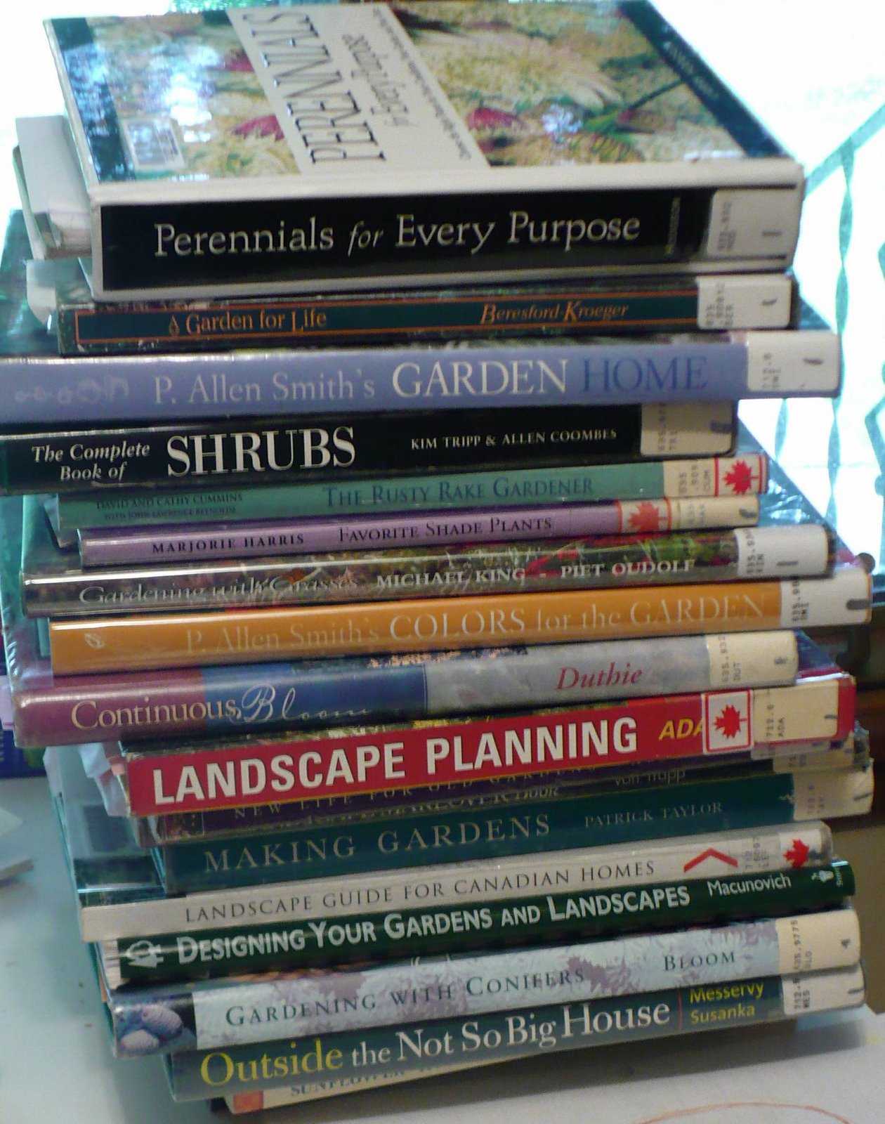 [gardening+books+web.jpg]