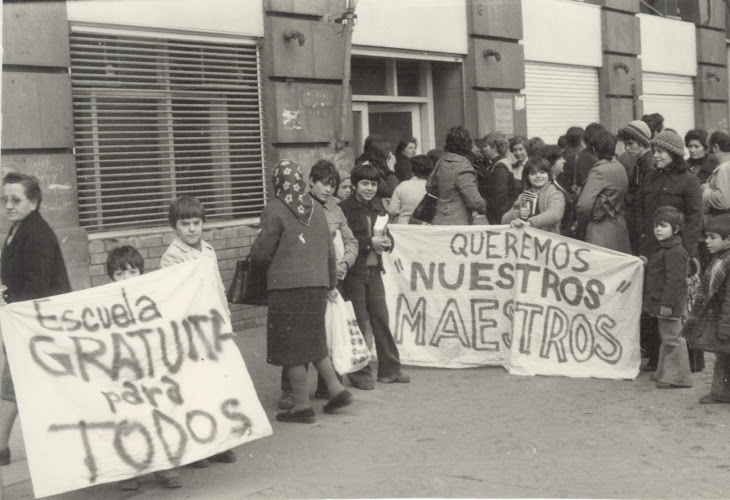 1977 Visita a la Delegación del Ministerio de Educación (de España, és clar!)