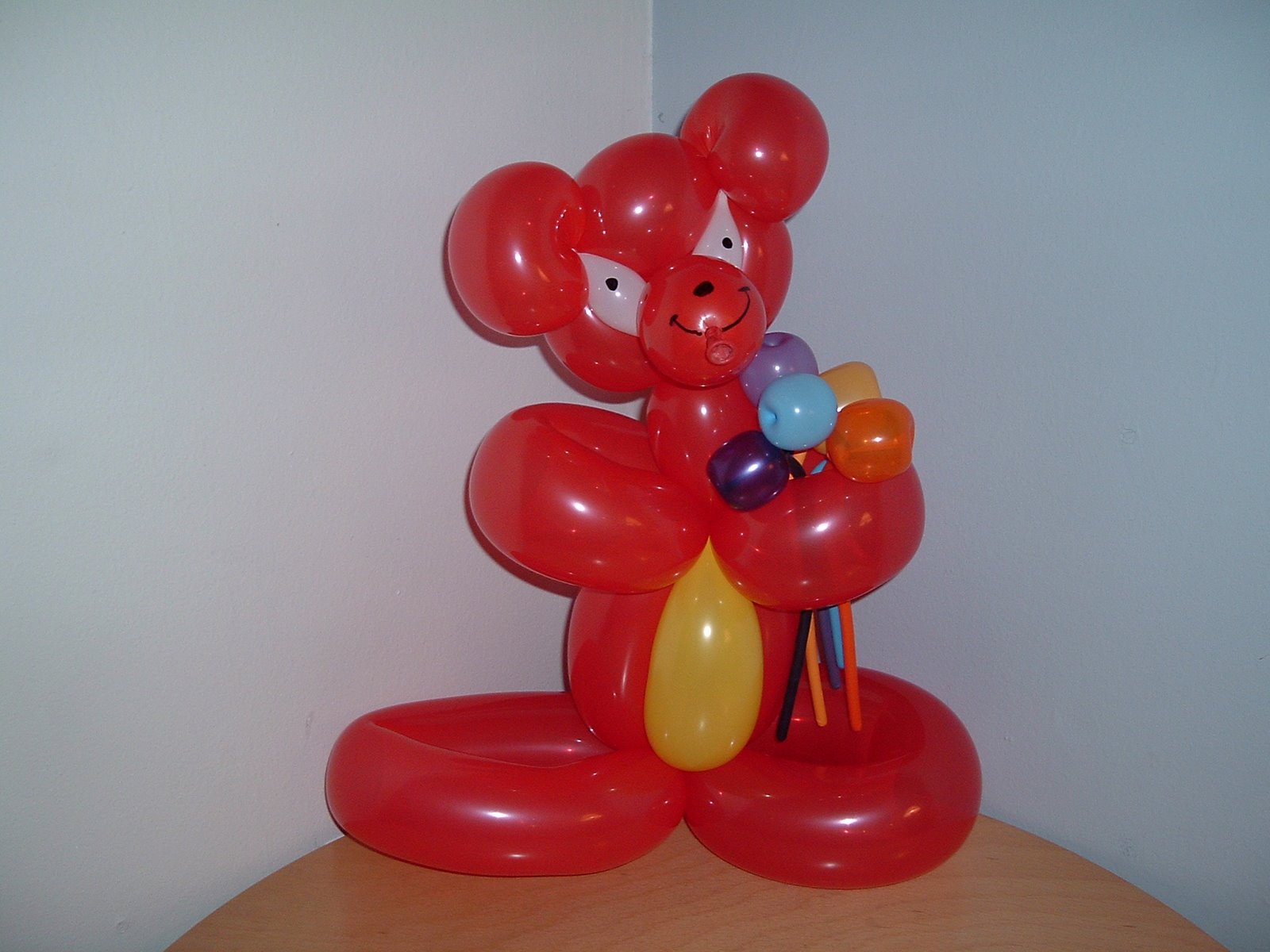 [balloon+animal.JPG]