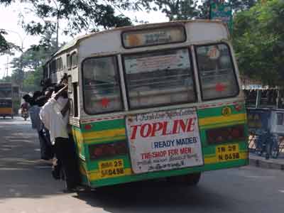 [Thanjuvar-Bus.jpg]