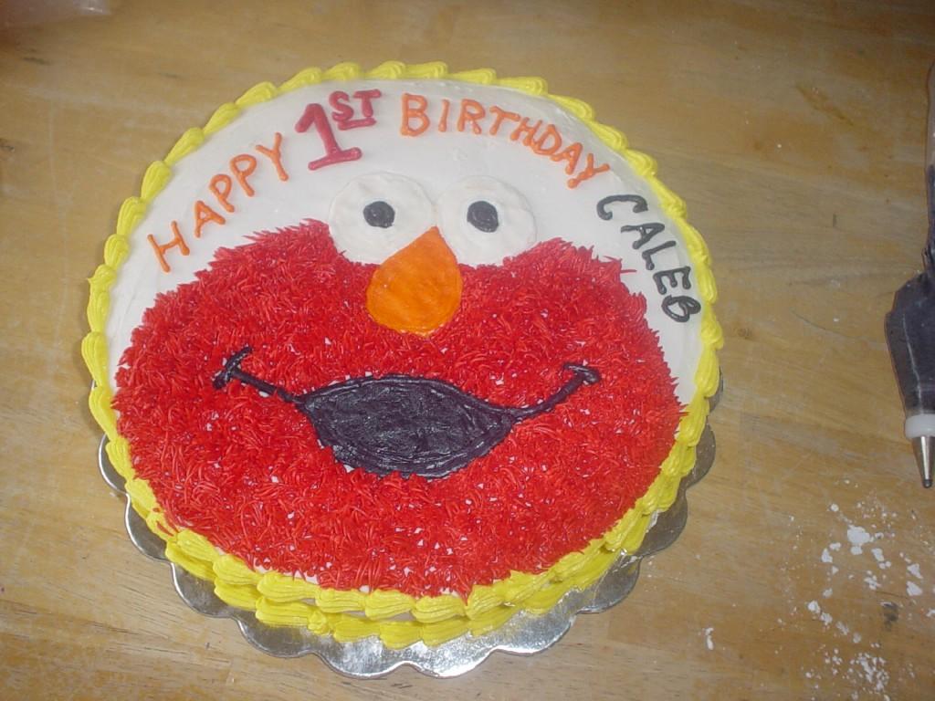 [Elmo+Cake.JPG]