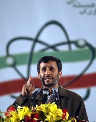 [Iran_Ahmadinejad_Nuclear.jpg]
