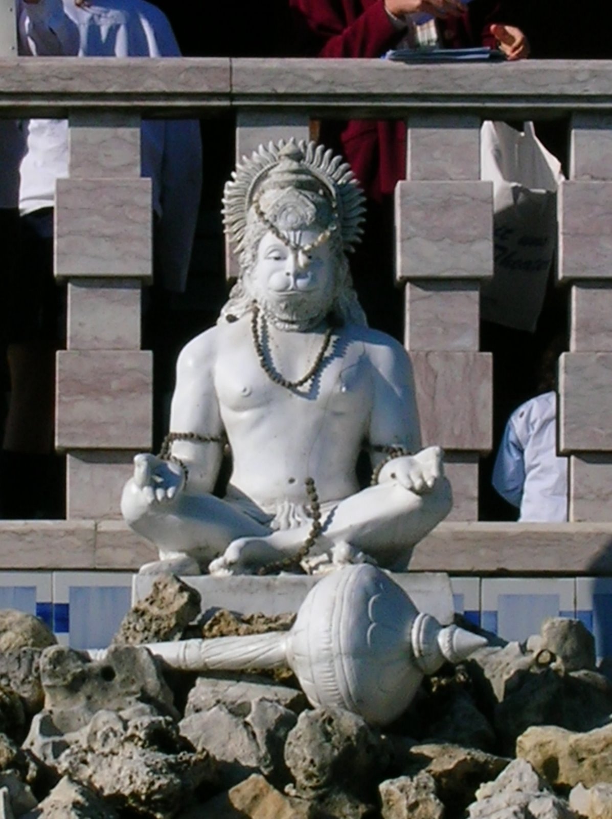 [templo-hindu-hanuman.jpg]