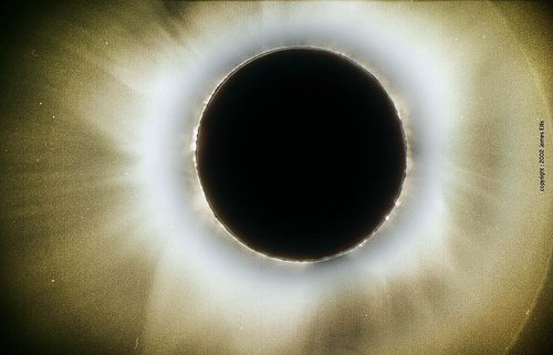 [Total+Solar+Eclipse.jpg]